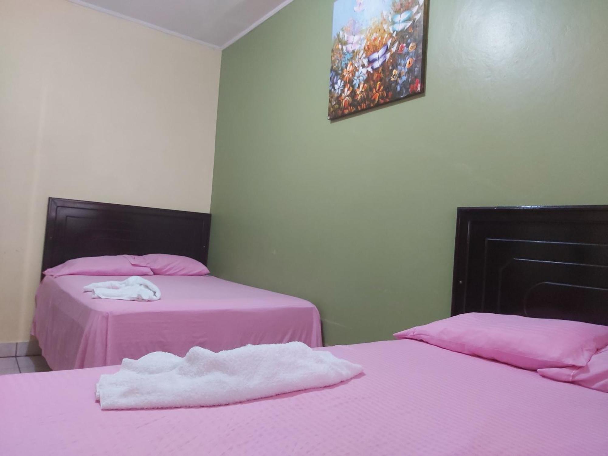 Mados Hotel Tamarindo Choluteca Værelse billede